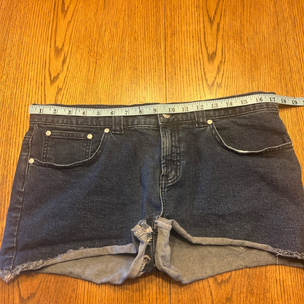 VENUS Denim Women's Short Shorts Ragged Edge
